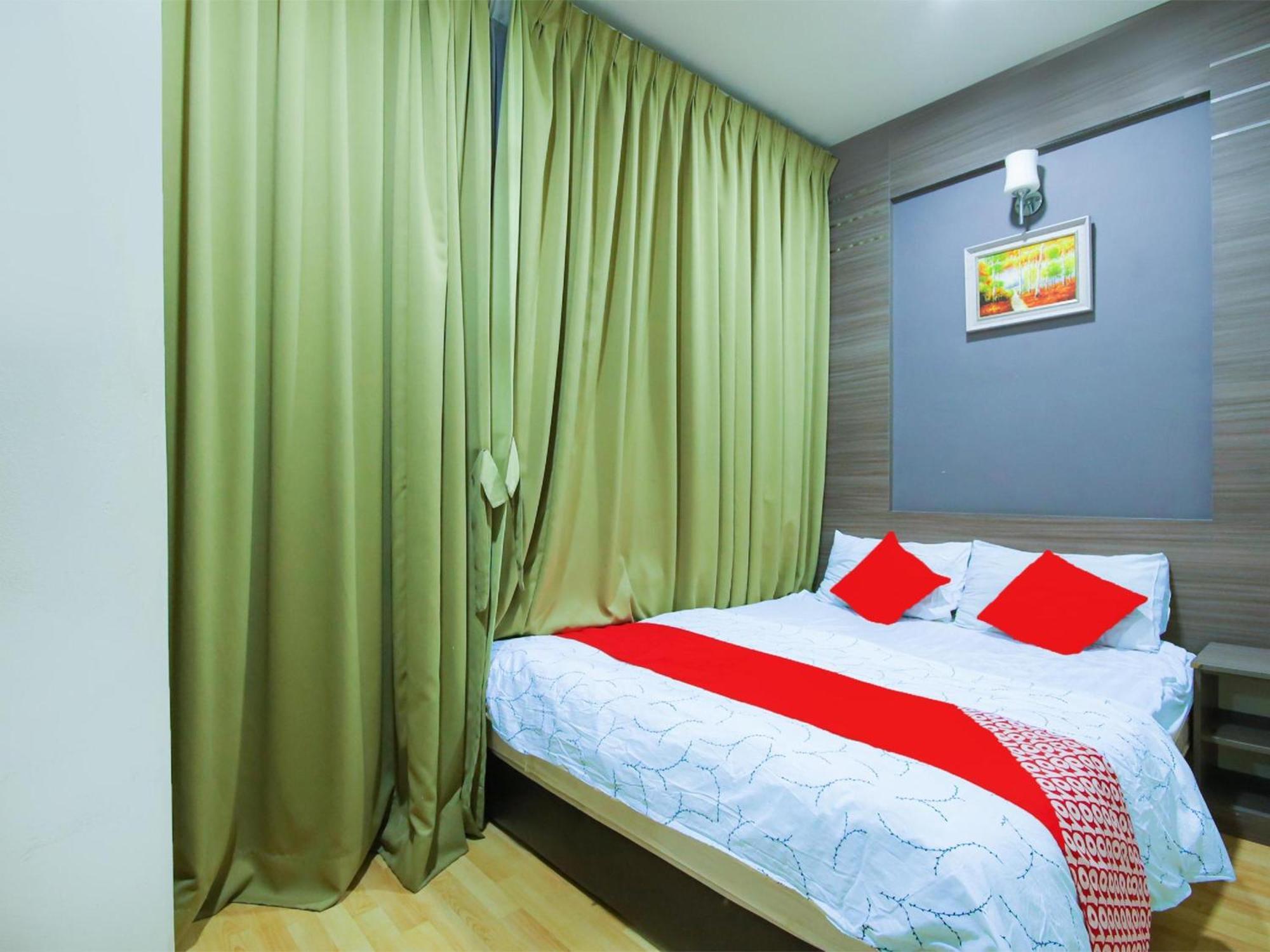 Capital O 812 Hotel Smc Seksyen 13 莎阿南 外观 照片