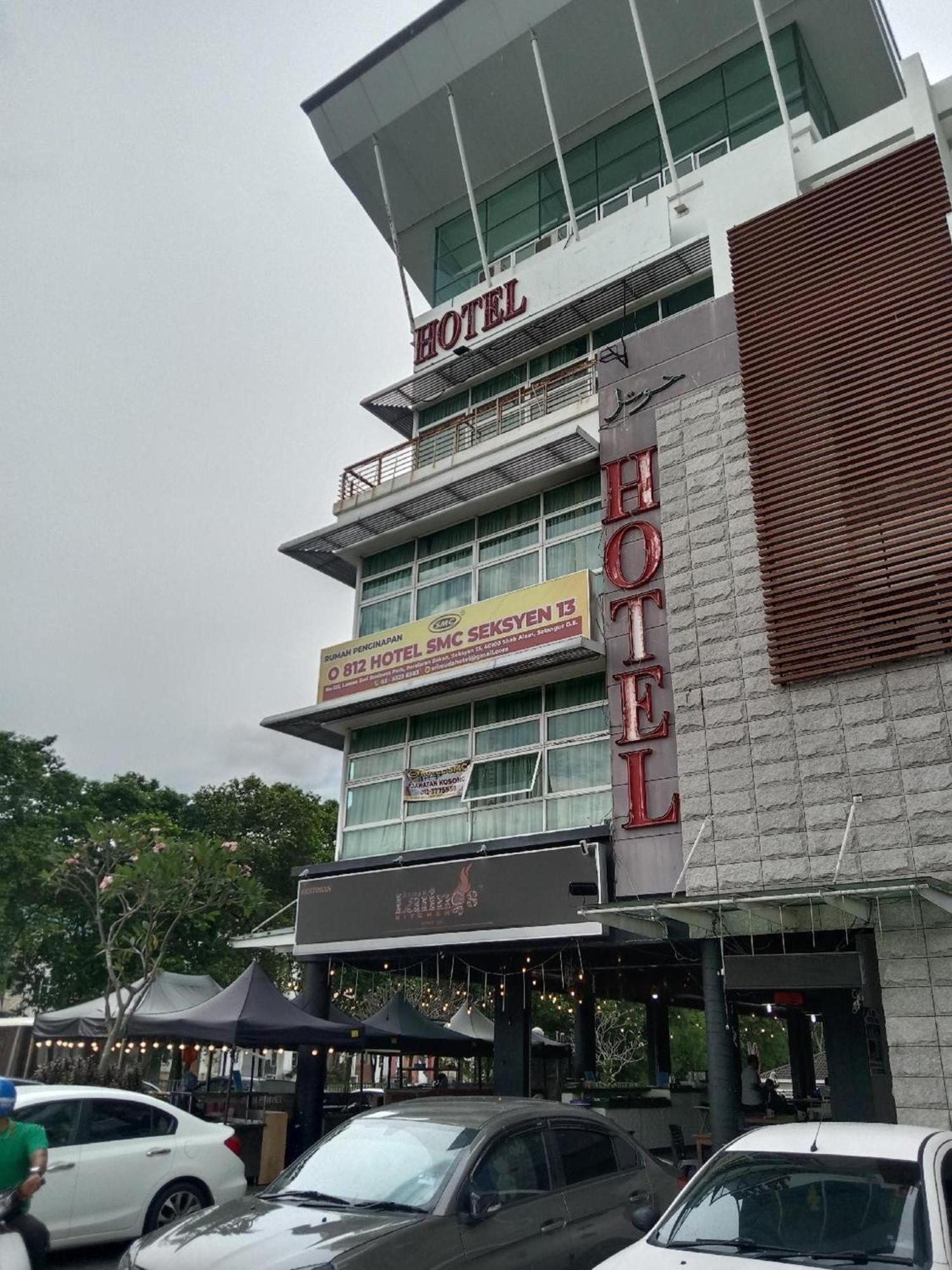 Capital O 812 Hotel Smc Seksyen 13 莎阿南 外观 照片